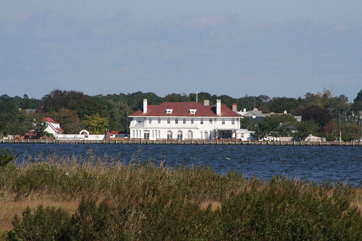 Coram, NY - Suffolk County (kondado sa Tinipong Bansa, New York) - Wikipedia